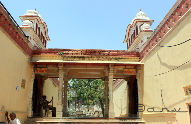 ganga radha gopal temple jaipur