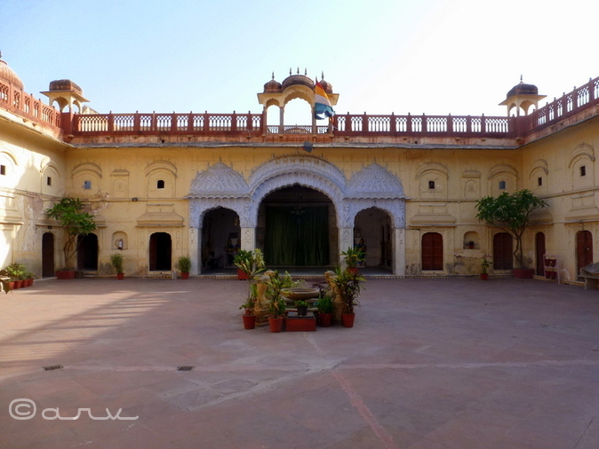 Main courtyard, Brijnidhi temple, Jaipur