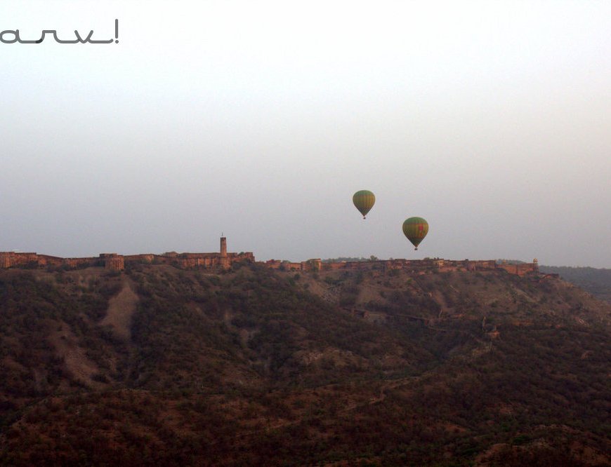 Sky waltz hot air balooning over Jaigarh fort