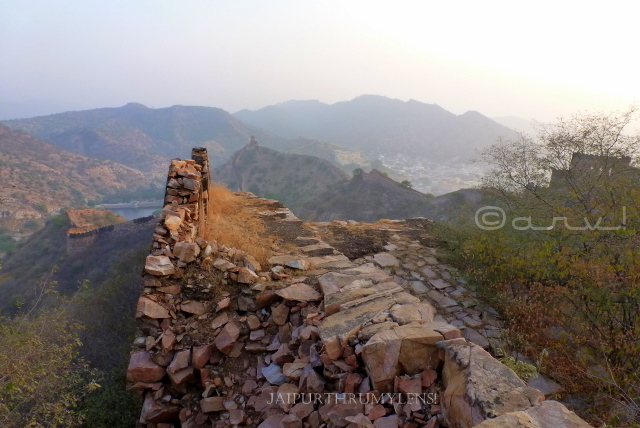 importance-heritage-conservation-jaigarh-fort-jaipur-wall