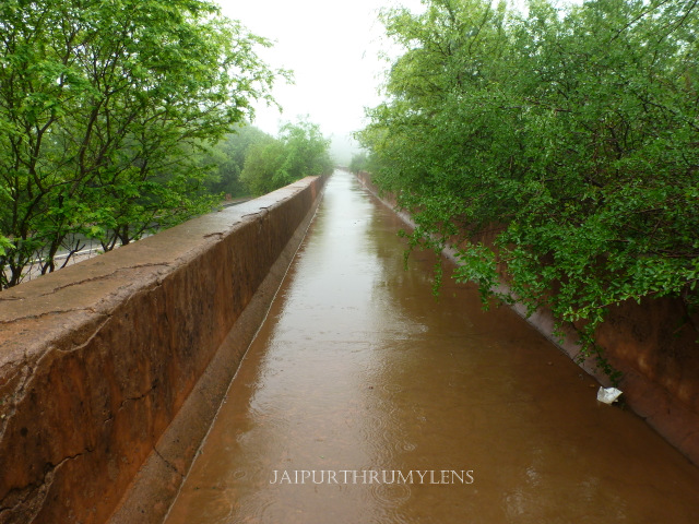nahargarh water walk heritage water conservation system jaipur in monsoon