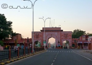 new-gate-jaipur-chaura-rasta