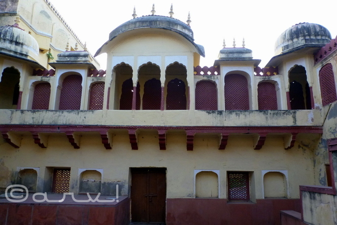 city-palace-jaipur-heritage-temple