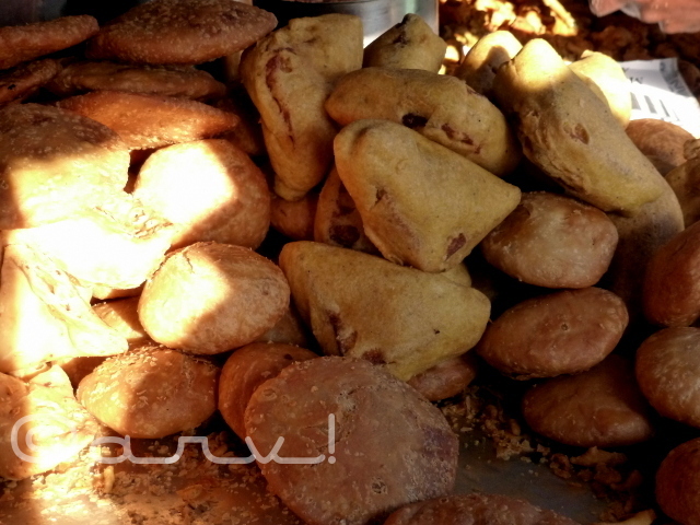 kachori-jaipur-food-tour-street-food-jaipurthrumylens