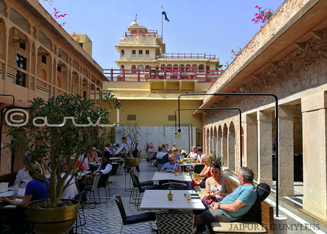 baradari-restaurant-jaipur-city-palace-photo