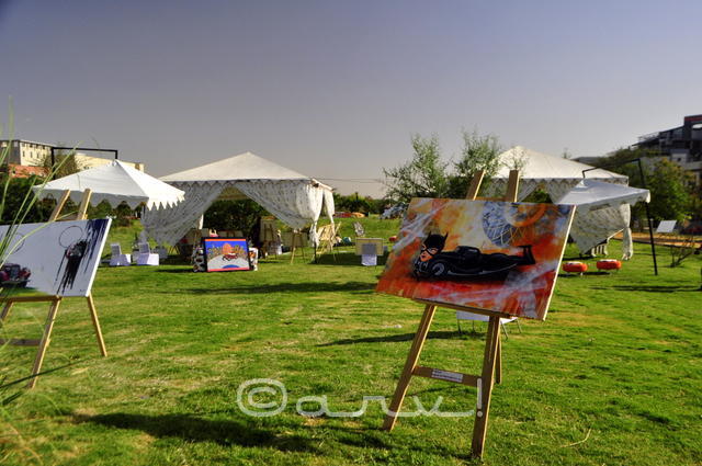 automobile-art-by-cartist-painting-exhbition-in-jaipur