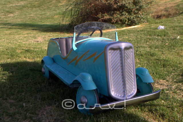 miniature-vintage-car-at-cartist-jaipur-exhibition-jaipurthrumylens