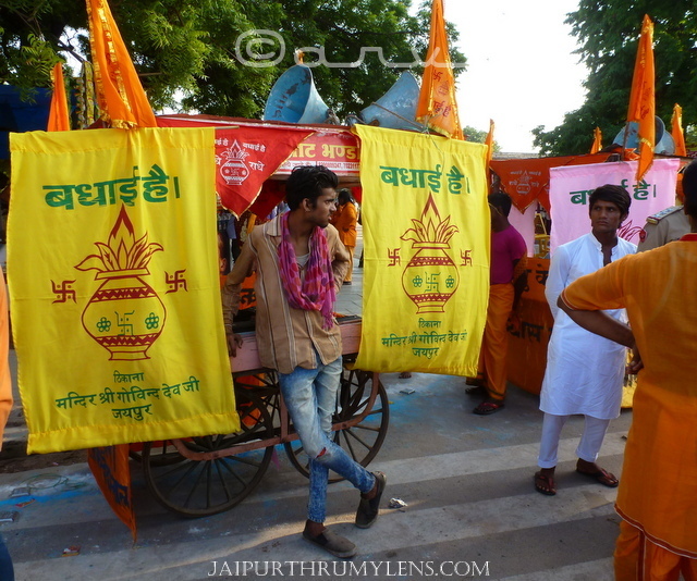 procession-of-janmasthmi-celebration-jaipur-govind-dev-ji-temple