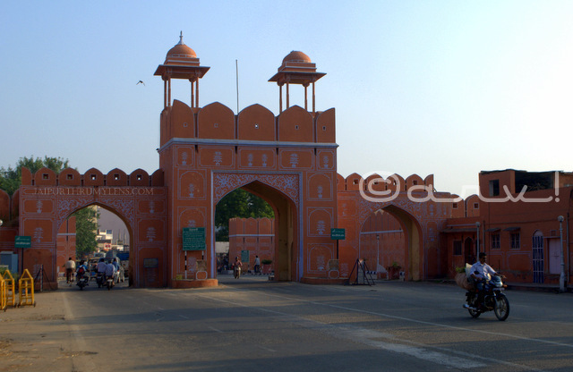 orawar-singh-gate-amer-road-subhash-chowk-old-city-gates-in-jaipur-jaipurthrumylens