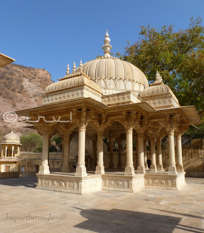 marble-carved-cenotaph-maharajah-sawai-pratap-singh-royal-gaitor-brahampuri-jaipurthrumylens