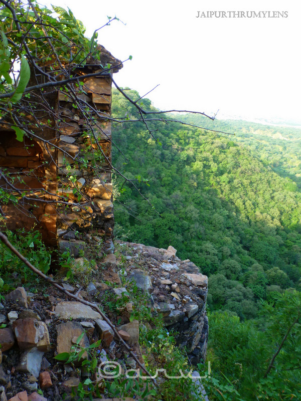 ruins-mariam-mahal-palace-lover-jagat-singh-amer-1608ad-jaipur-jaipurthrumylens