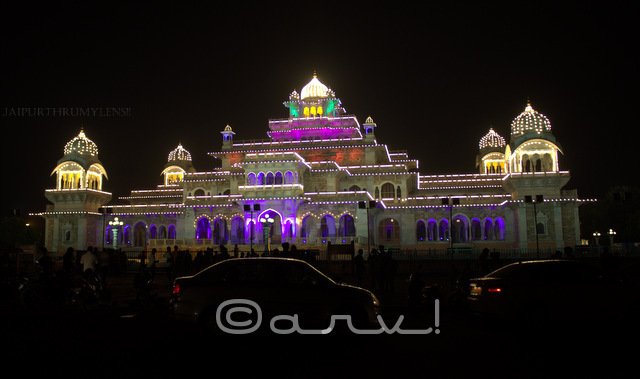 diwali-celebration-in-jaipur-albert-hall-museum-decoration-indo-sarasecnic-design-jaipurthrumylens