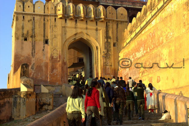 tourist-rush-amer-fort-top-tourist-attraction-jaipur-jaipurthrumylens