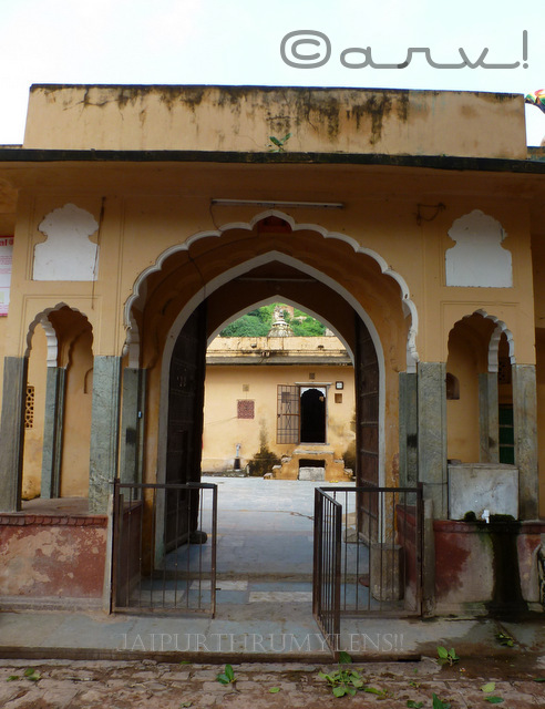 entrance-gate-ambikeshwar-mahadev-temple-amer-jaipur-lord-shiva-madir