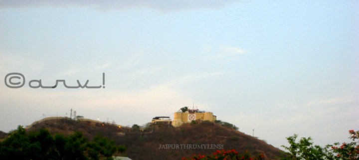 famous-ganesha-temple-in-jaipur-garh-ganesh-temple-lord-ganesh-ji-picture-sunrise-point