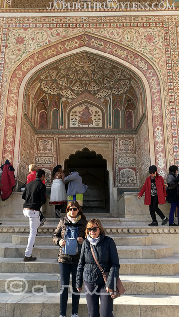 ganesh-pol-amer-fort-jaipur-mahal-picture-tourists
