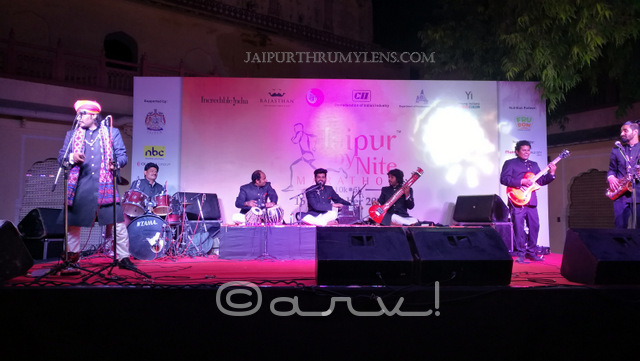 swaraag-rajasthani-fusion-folk-artist-jaipur-by-nite-city-palace