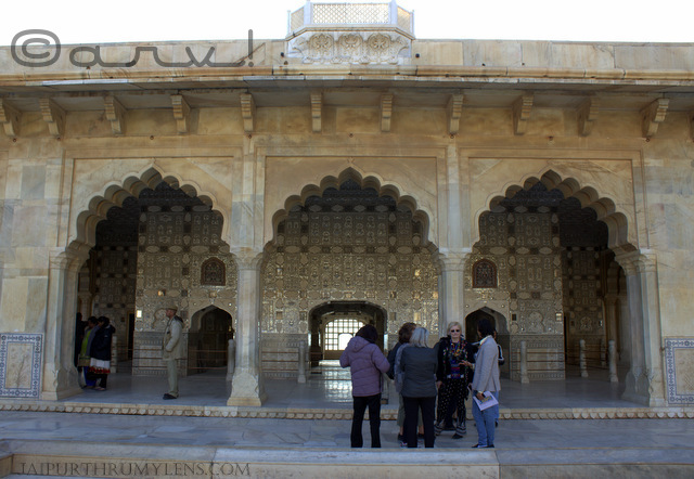 sheesh-mahal-diwal-e-khas-amer-fort-jaipur-architecture