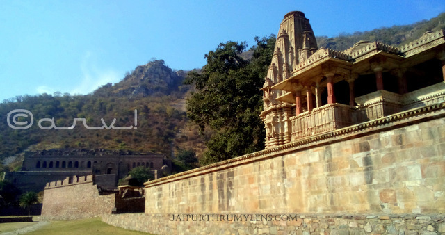 haunted-bhangarh-fort-image-gopinath-temple