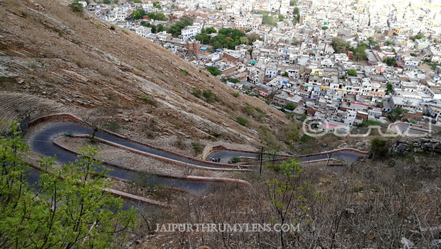 how-to-reach-nahargarh-fort-by-foot-walking