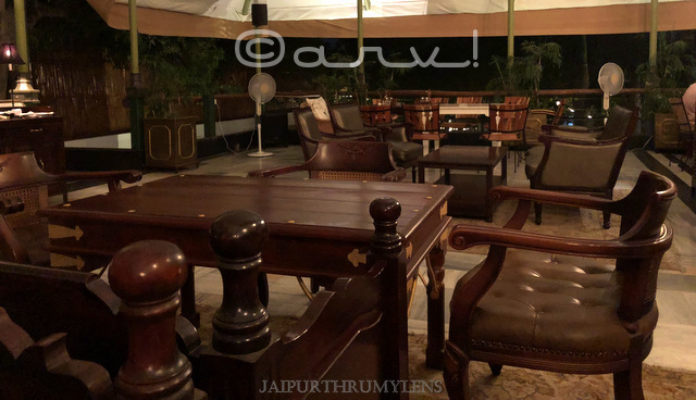 shikaar-bagh-jaipur-picture-narain-niwas-bar
