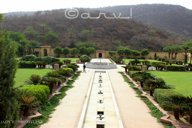 chargbagh-style-mughal-garden-sisodia-rani-bagh-jaipur