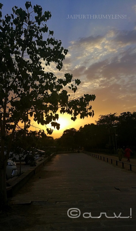 Sunset In Jaipur Central Park – JaipurThruMyLens