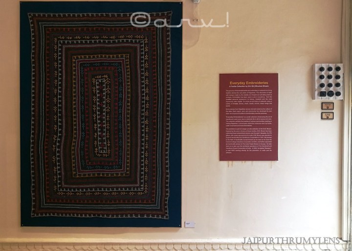 embroidery-durries-carpetmuseum-of-legacies