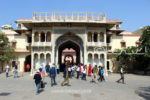 jaipur-city-palace-gate-rajendra-pol-architecture