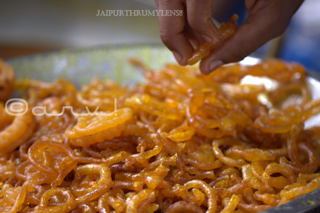 crispy-sweet-jalebi-in-jaipur
