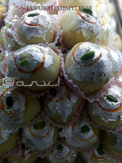 diwali-celebrations-in-jaipur-mithai-shop-kanji-sweets