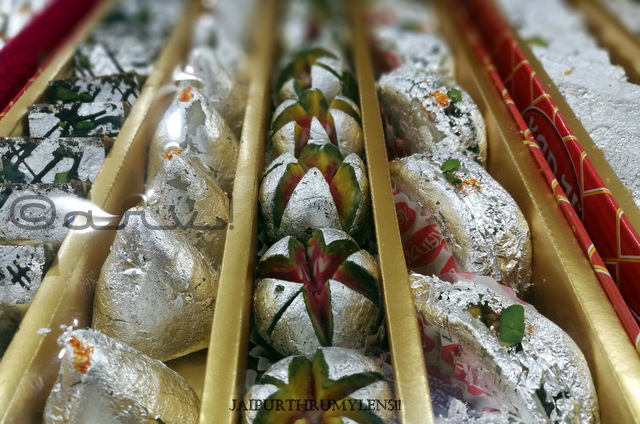 jaipur-diwali-gift-pack-kanji-sweets