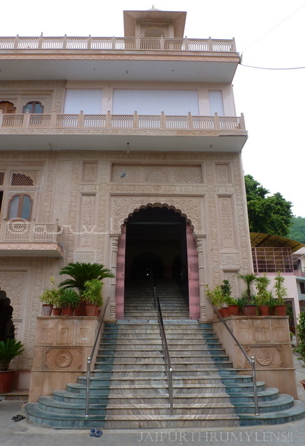 khol-ke-hanuman-ji-temple-jaipur-entry-photo