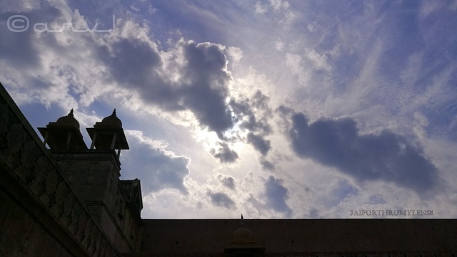 amer-fort-jaipur-picture-silhoutte-sun-clouds