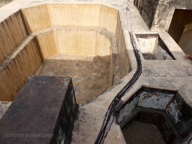 ancient-water-system-amer-fort-heritage-water-walk