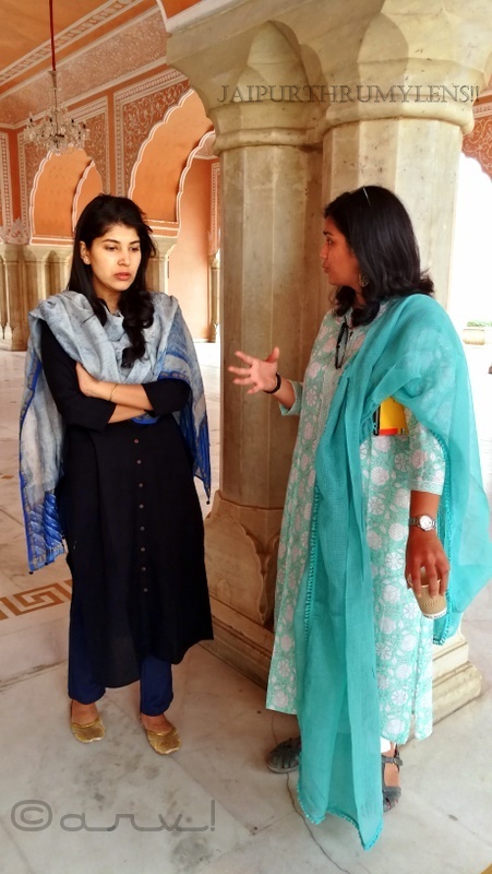 jaipur-city-palace-museum-curator-walking-tour