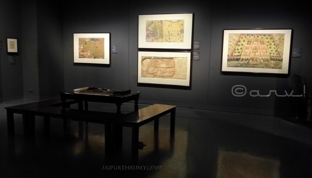 place-to-see-city-palace-jaipur-painting-photography-museum