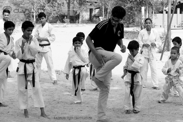 learning-karate-in-jaipur-india