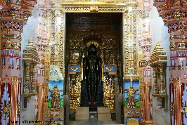 jain-temple-jaipur-shwetamber