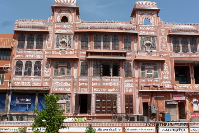 jaipur-achitecture-style-johari-bazaar-shop-facade
