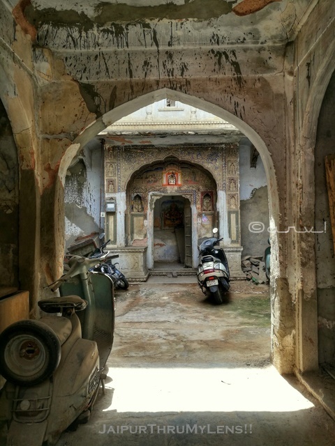 street-photography-jaipur-rajasthan-old-house