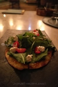white-sage-jaipur-menu-pizza-flat-bread
