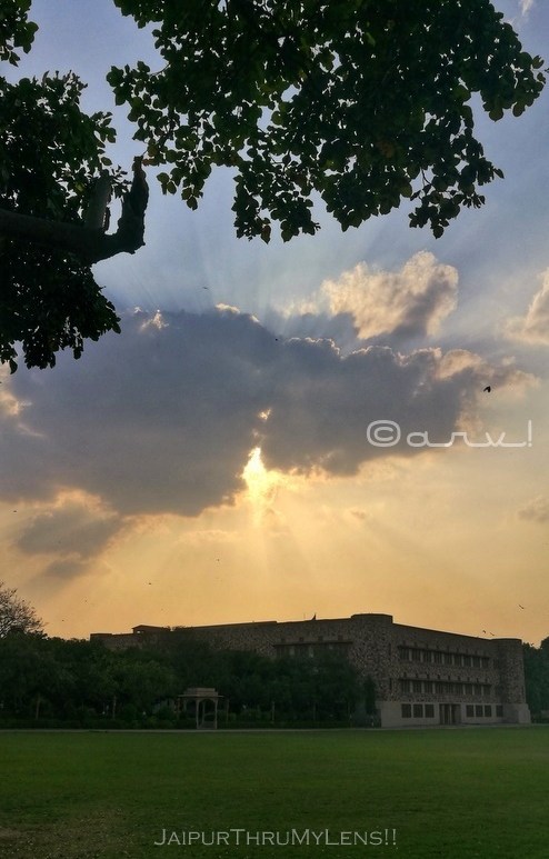 saint-xaviers-school-jaipur-sunset-in-coronavirus-outbreak