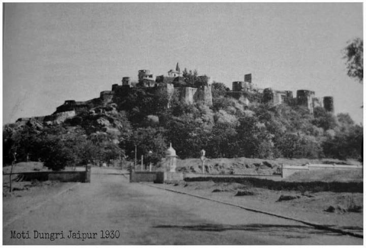 moti-dungari-fort-history-old-jaipur-picture