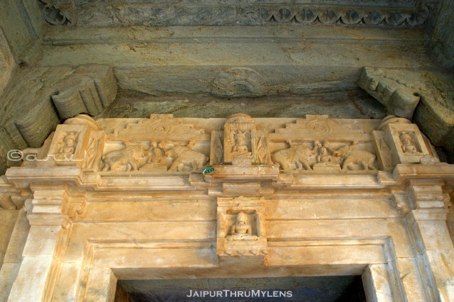 jain-temple-god-on-door-amer-rajasthan
