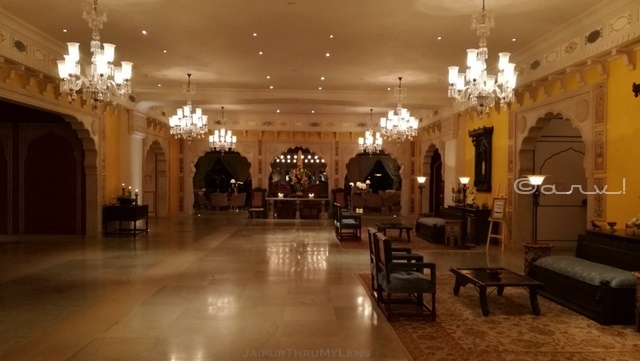 fairmont-jaipur-lobby-photo-kukas-resort