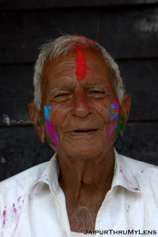 holi-celebration-jaipur-street-photography-portrait-of-man