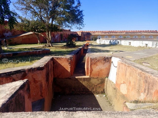 jaigarh-fort-jaipur-history-treasure-emergency-water-tank-reservoir