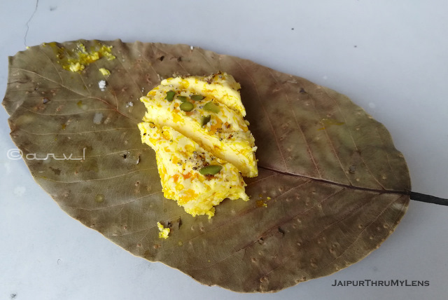 desi-makhan-gulab-chand-dairy-jaipur-gcd