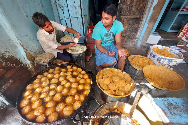 famous-sambhar-fini-jaipur-rajasthan-mithai